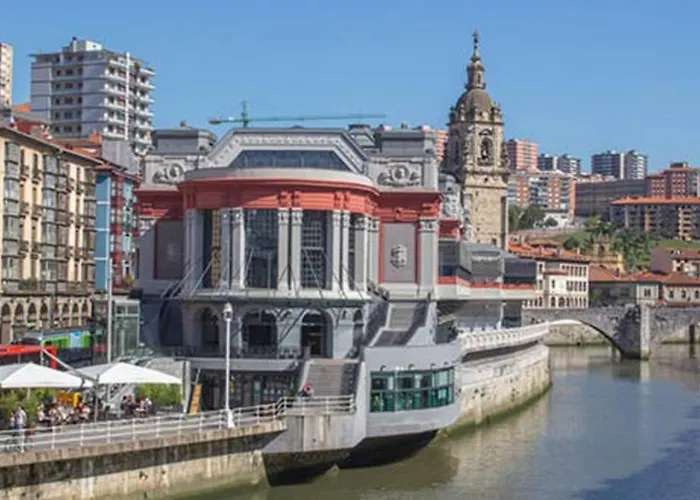 Lujoso Piso En Casco Viejo. Bilbao. Free Wifi. Apartment