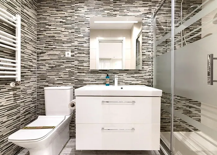 Lujoso Piso En Casco Viejo. Bilbao. Free Wifi. Apartment *